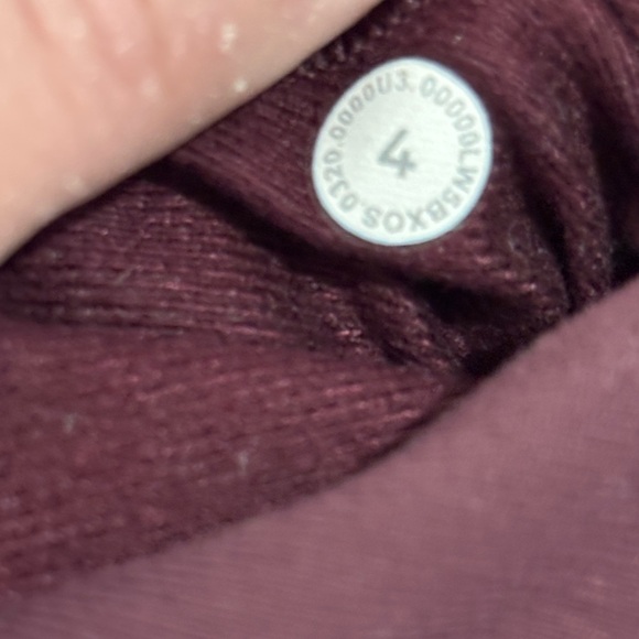 Lululemon Align Jogger Pants Womens Sz 4 Hi-Rise Nulu Cuffed Plum Tiny Flaw Snag - Picture 3 of 10